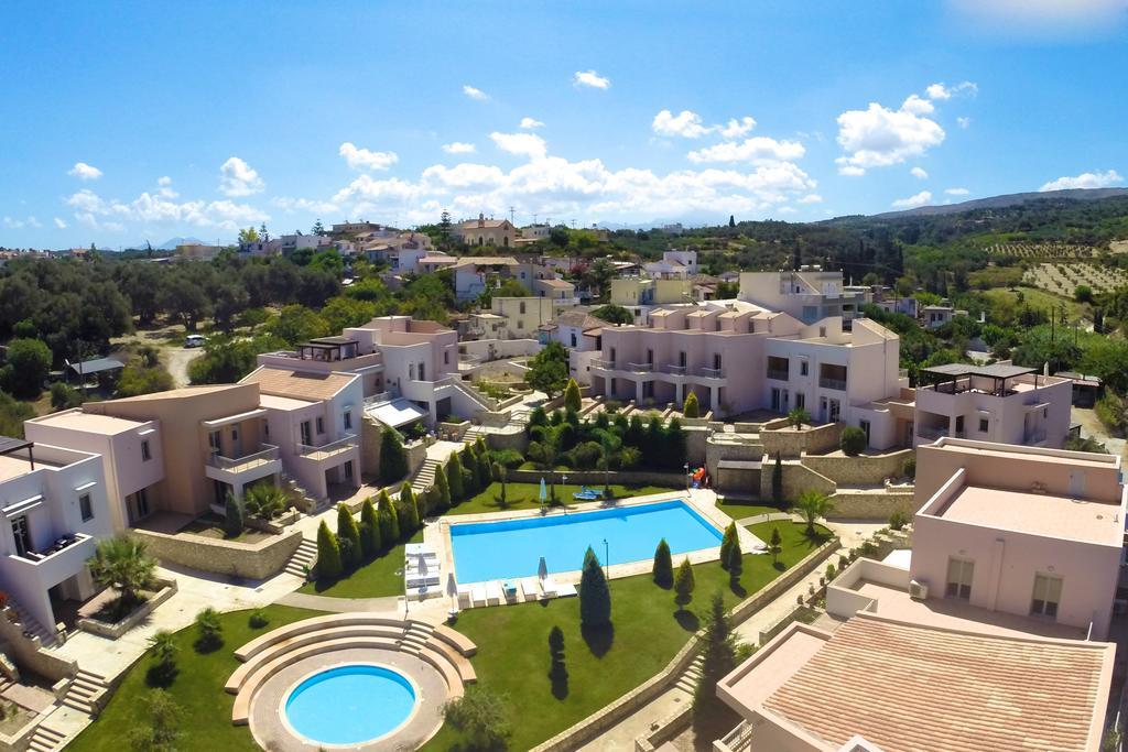 Loutra Resort Exterior foto